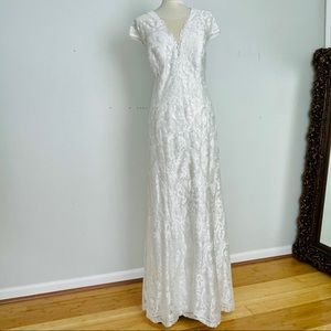 NWT Destination All Lace Keyhole Wedding Dress